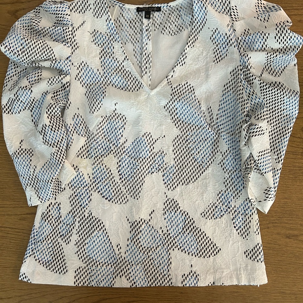Alberto Makali White/Gray 3/4 Sleeve Blouse Size XS